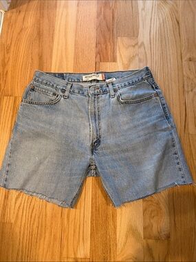 Vintage 505 Levi’s Cutoff Denim Shorts